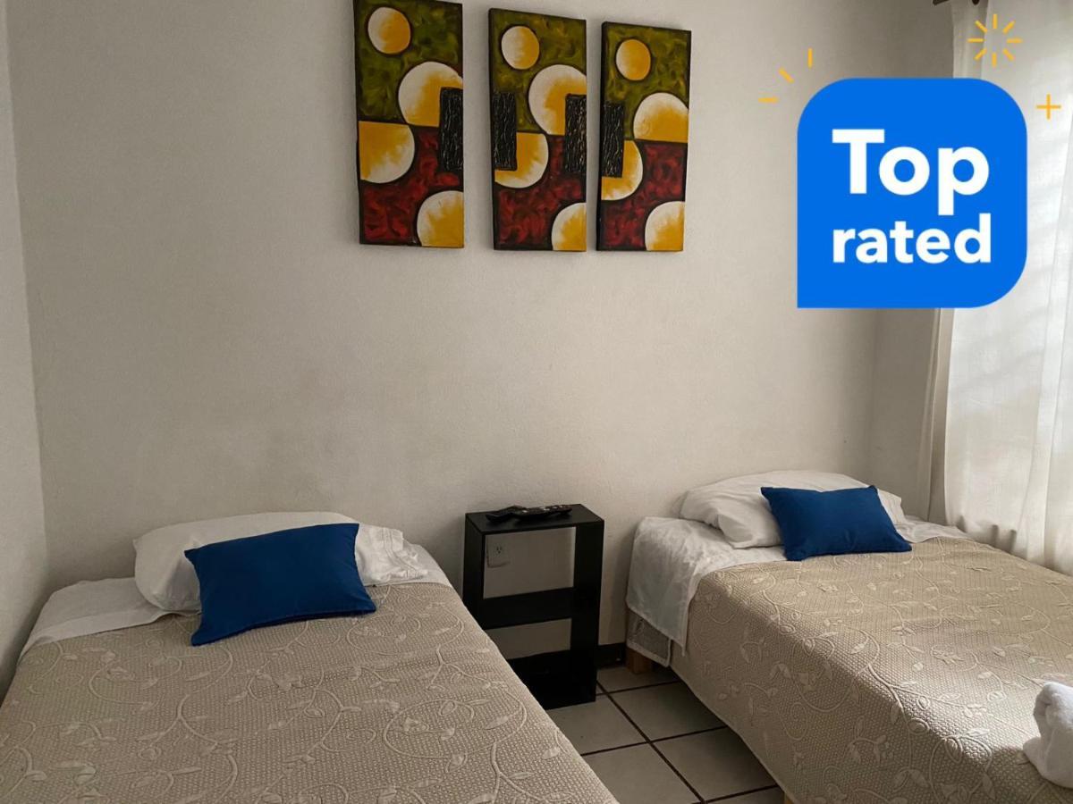 Вилла Casa Ejecutivo Zona Iteso Bahia De Acapulco Гвадалахара Экстерьер фото